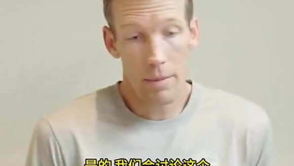 再续2年🔥邓利维曾言：我可以自信地说，库里永远会是勇士球员